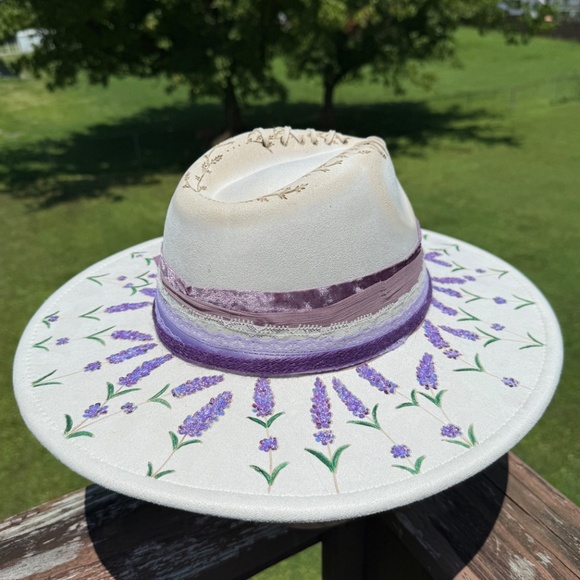 Hand Burned and Painted Lavender Flower Fedora Hat - Picture 4 of 4